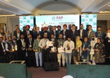World Teachers’ Day Celebrated In Srinagar With FAP-India Awards 2025
