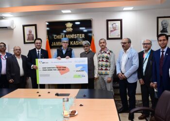 J&K Bank contributes ₹4.10 crore to CM’s Relief Fund for flood-affected families
