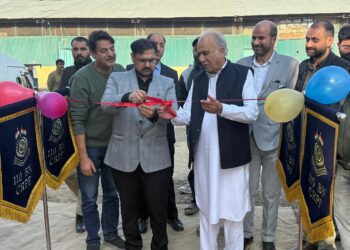 Satish Sharma inaugurates first digital weighbridge at Lethpora FSD