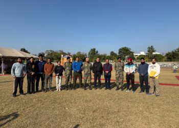 BSF, JU organize awareness programme featuring Band Display, Dog Show & Weapon Exhibition