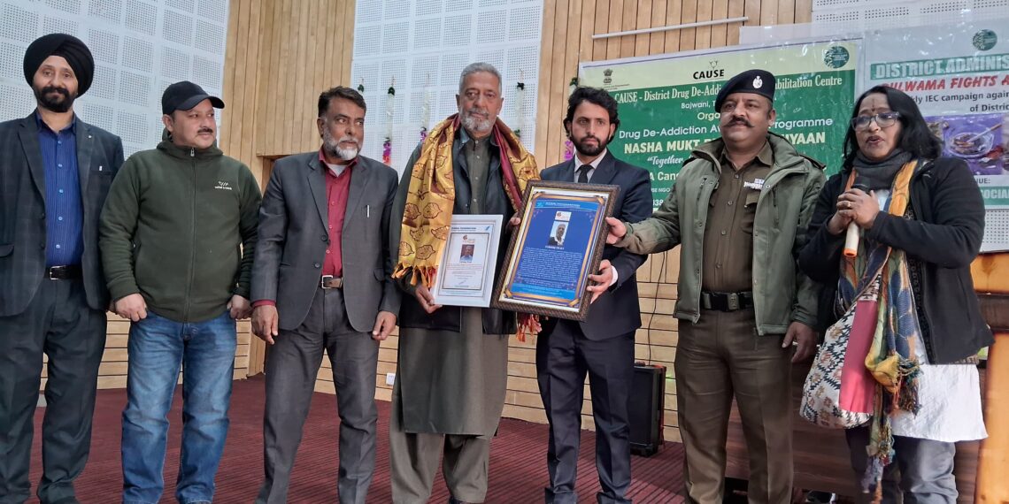 Dorai Foundation Honours Social Activist Farooq Trali for Exemplary Social Work