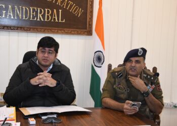 DC Ganderbal chairs District Road Safety Committee meeting