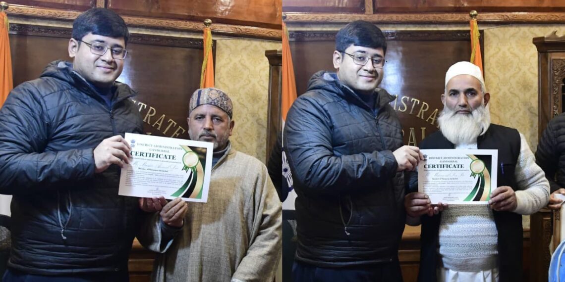 DC felicitates Willow Wicker craftsmen for bringing laurels to Ganderbal