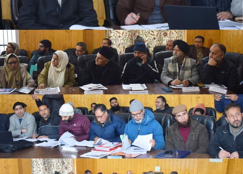 DDC Chairperson Chairs General Council meeting at Awantipora