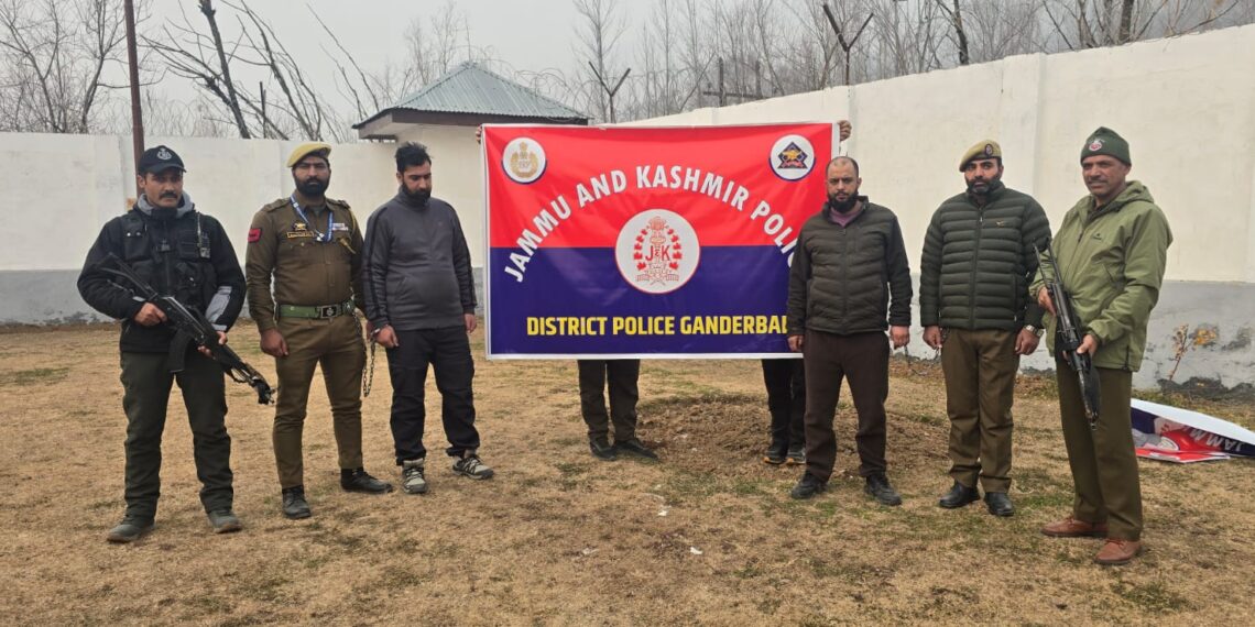 Ganderbal Police Recover Cocaine Worth Over ₹10 Crore; Two Drug Peddlers Held