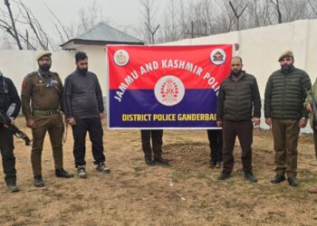 Ganderbal Police Recover Cocaine Worth Over ₹10 Crore; Two Drug Peddlers Held