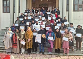 Training of 3,000 ‘Ayas’ Completed Across 10 Districts of Kashmir; SCERT and JKASW Hold Felicitation Ceremony