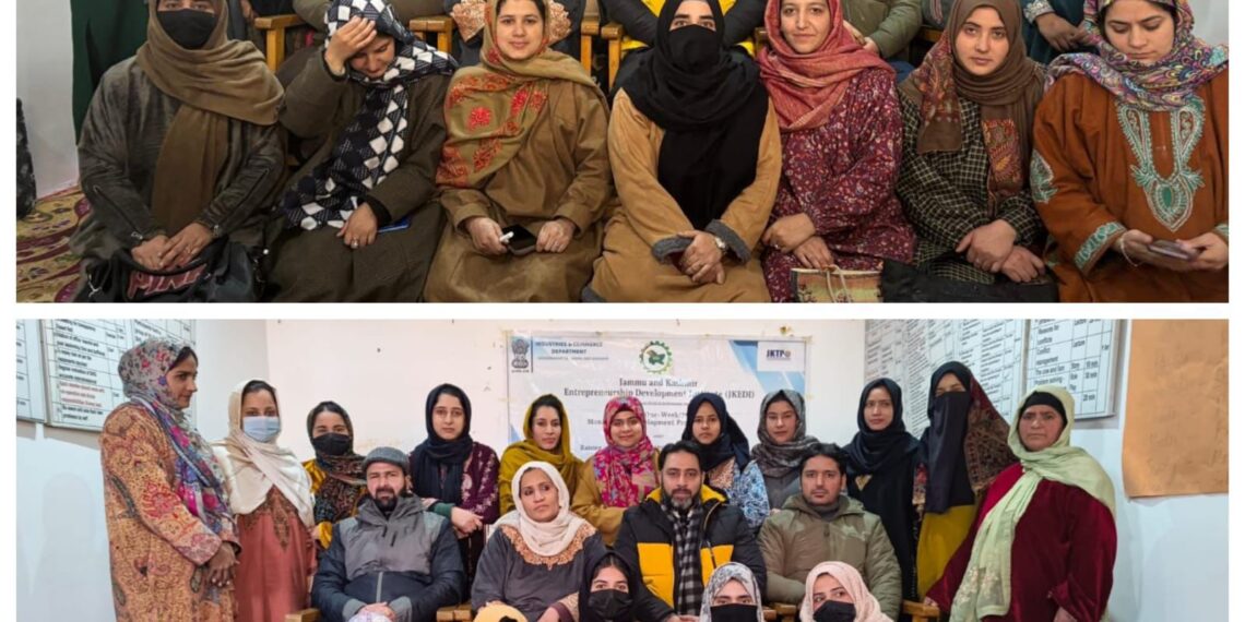JKEDI Pulwama Concludes Two MDPs Under RAMP at Tral, Trains 42 Female Entrepreneurs