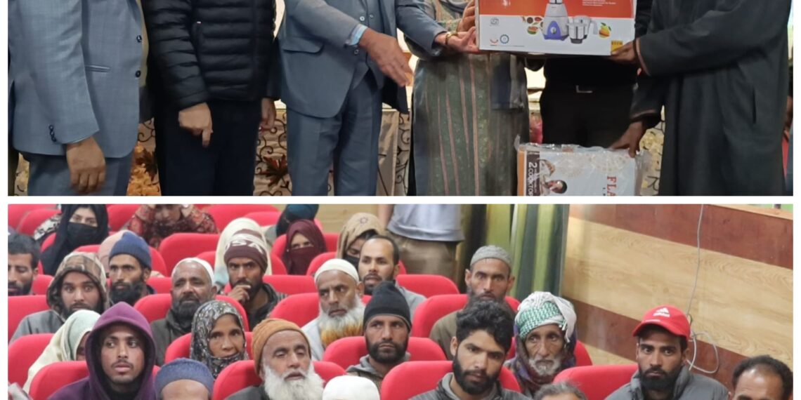 Awareness-cum-input distribution programme held at KVK Pulwama