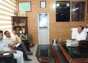Director Agriculture Jammu reviews supply, stock position of Fertilizers