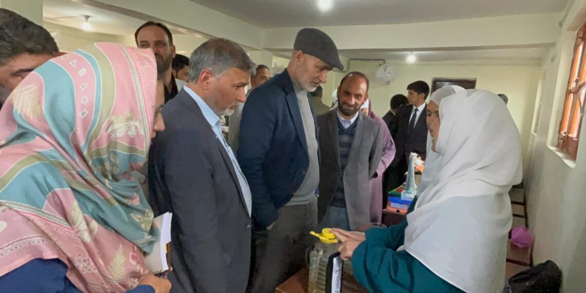 Budding Scientists Showcase Innovation at RSBVP 2025 in Pulwama
