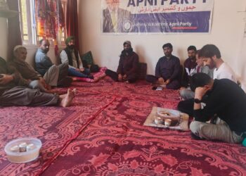 J&K Apni Party Leader Dr. Harbaksh Singh Visits Tral, Holds Condolence Meetings
