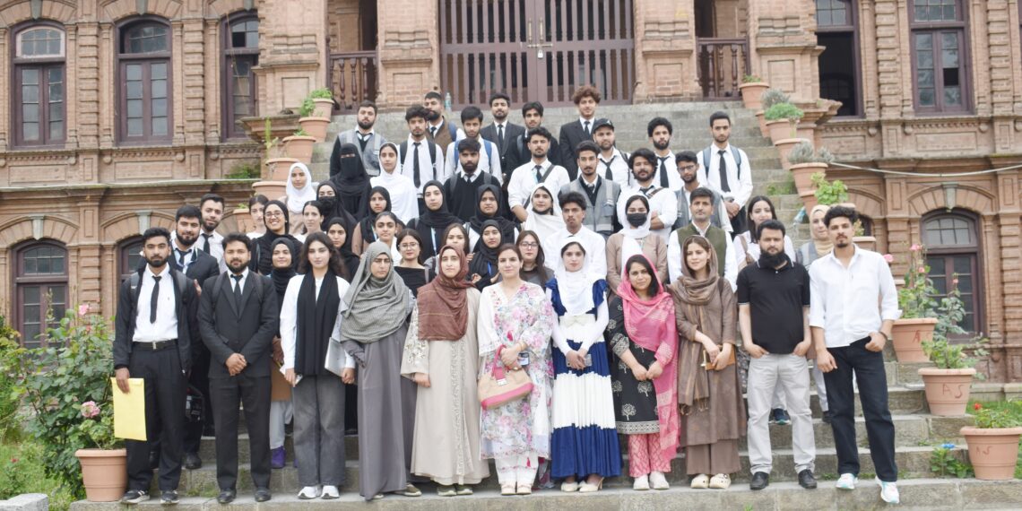DJMC IUST holds academic outreach program at Amar Singh College