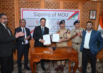 J&K Police, J&K Bank sign historic addendum to MoU enhancing welfare and insurance benefits for Police Personnel, SPOs