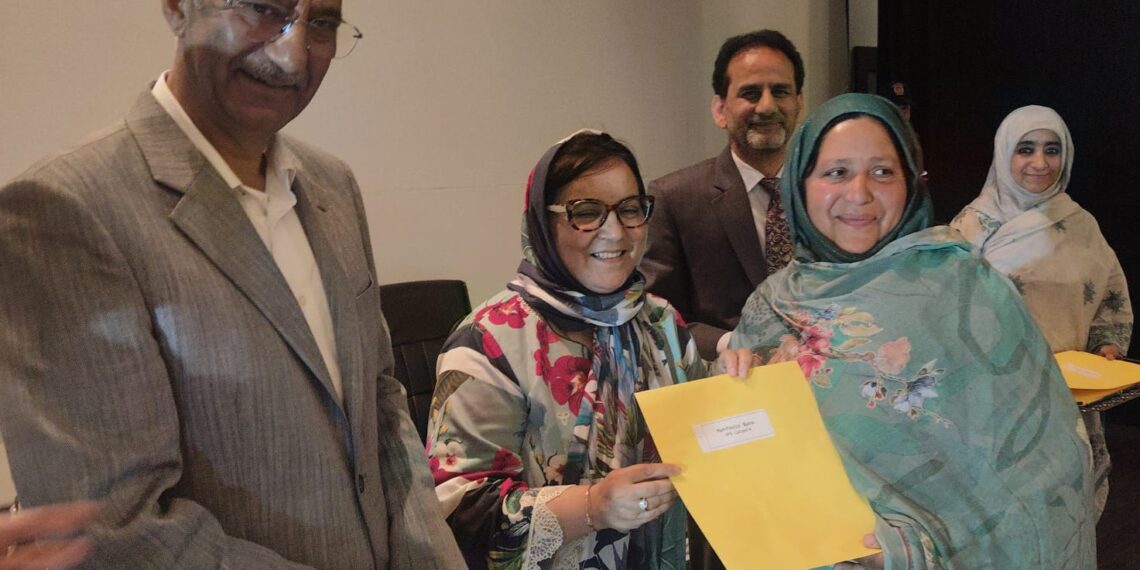 Sakeena Itoo distributes appointment orders among CPWs at Srinagar