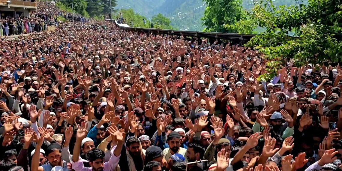 Thousands Gather at Baba Nagri Shrine in Ganderbal for 130th Urs of Hazrat Baba Nizam-ud-Din Kiyanvi (RA)