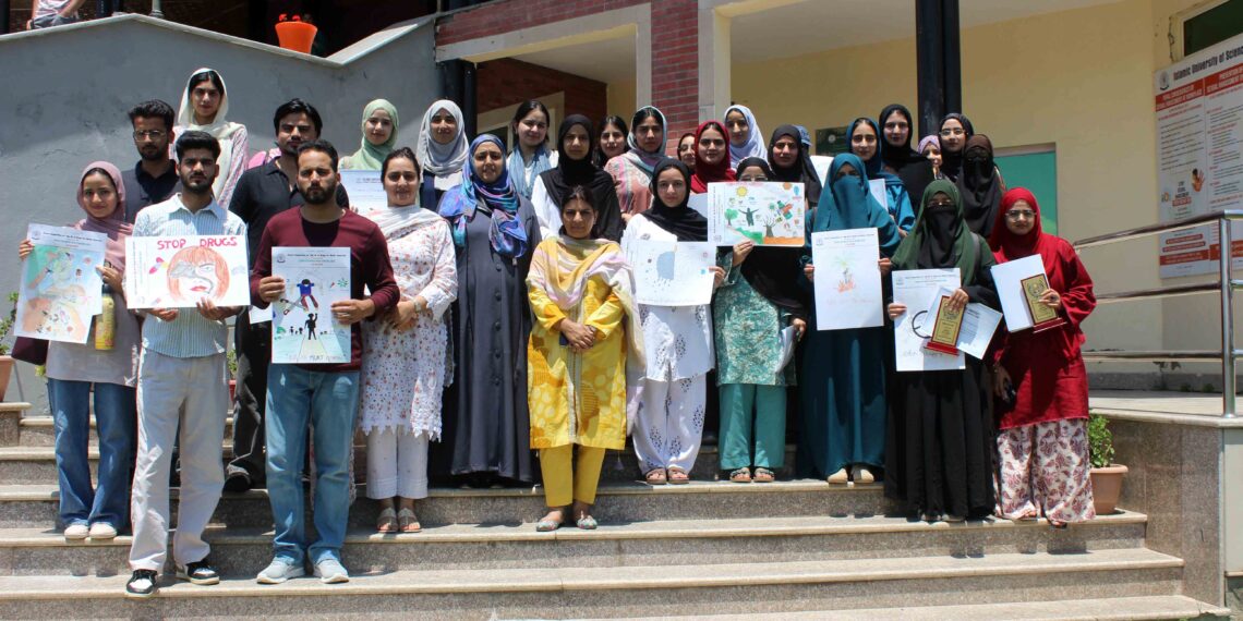 CMHW, IUST Organizes Poster Competition under Nasha Mukt Bharat Abhiyaan