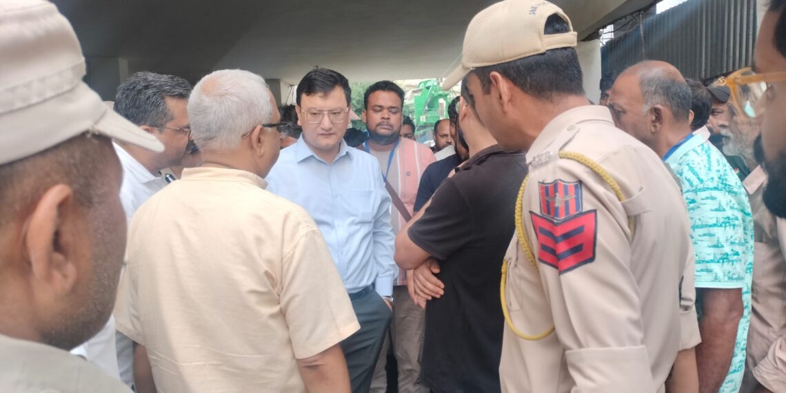 DC, DIG visit GMC Udhampur, review medical care of injured Shri Amarnath Ji Yatra pilgrims