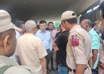 DC, DIG visit GMC Udhampur, review medical care of injured Shri Amarnath Ji Yatra pilgrims