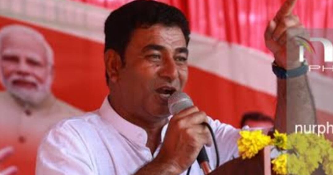 Mohammad Anwar Khan Review Upcoming BJP Programmes, Organisational Matters at Baramulla Meeting