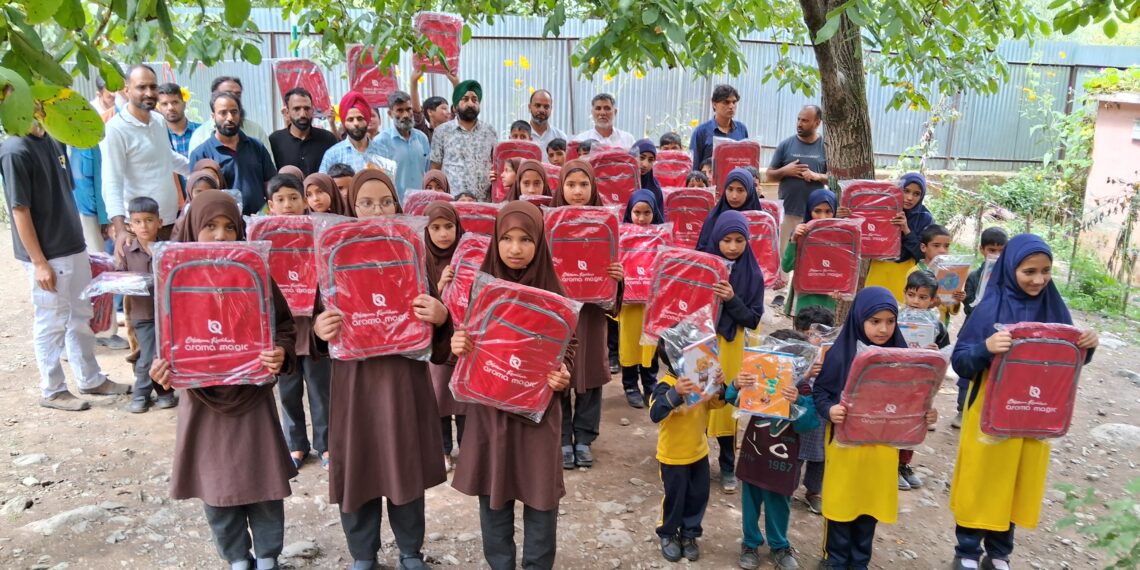 Amrit Charitable Trust, Kochhar Foundation Distribute School Bags, Stationery Among Students in Tral