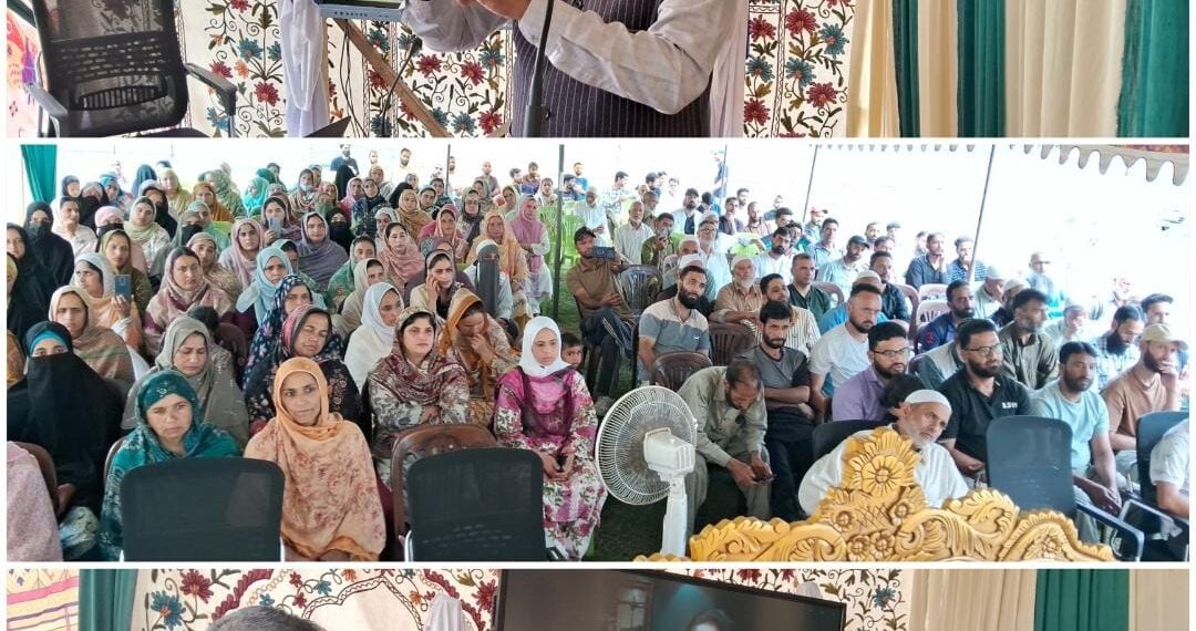 7C’s School Lurgam Tral Hosts Programme on Teachers’ Day