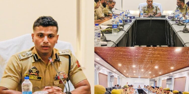 SSP Anantnag chairs Ops and Crime review meeting at DPO Anantnag