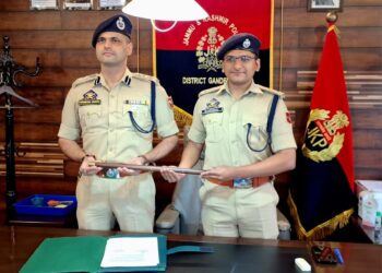 Harshal Rajesh Mahajan Takes Charge as SSP Ganderbal