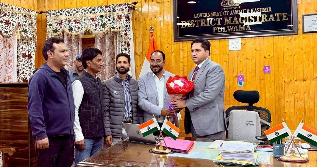 PSAJK District Pulwama Welcomes Newly Appointed Deputy Commissioner Shri K.K. Sidha