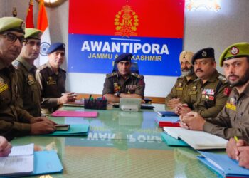 SSP Awantipora Irshad H. Rather Chairs Crime and Security Review Meeting at DPO Awantipora